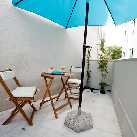 Blue Villa *