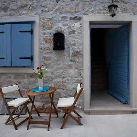 Blue Villa